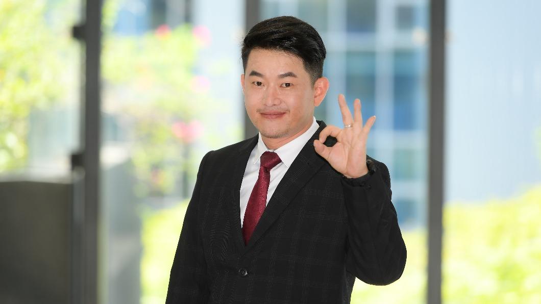 陳柏惟持股300萬對台有信心 不急做人「房事姿勢靠歲月累積」