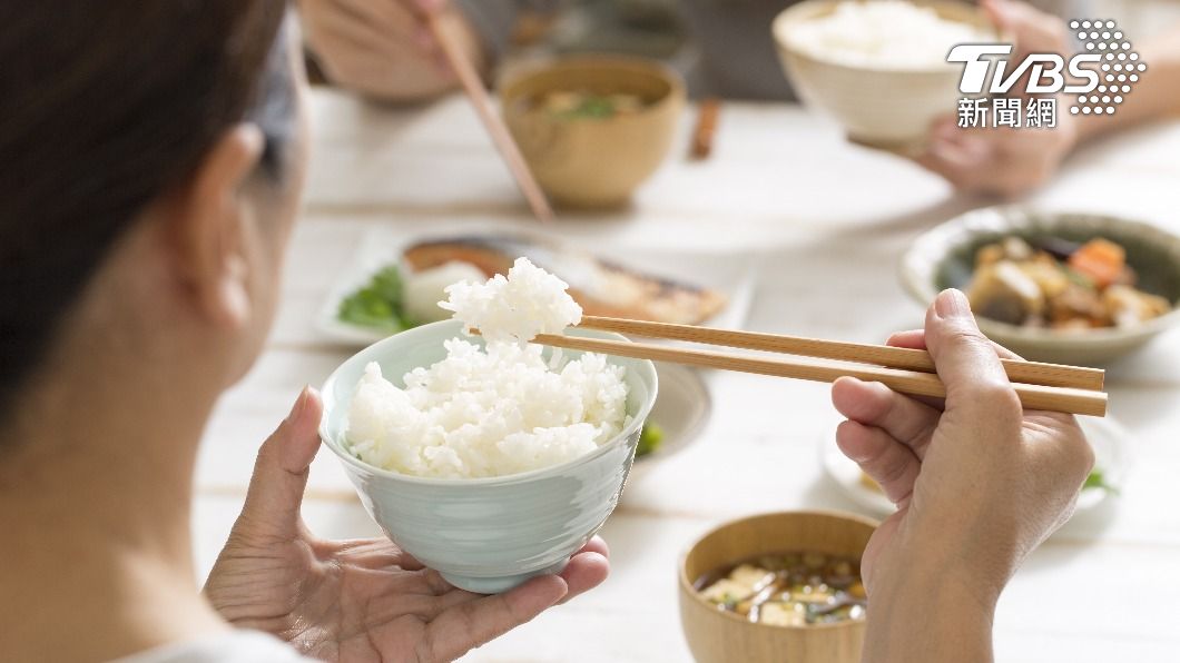 如果突然食慾不佳，那也得小心了！（示意圖／shutterstock 達志影像）