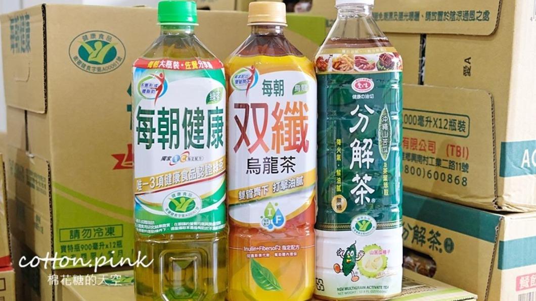 許多家庭號大罐裝飲品在這都是賣小罐的價格,大家來買都是直接整箱帶走的。(圖/棉花糖的天空提供)