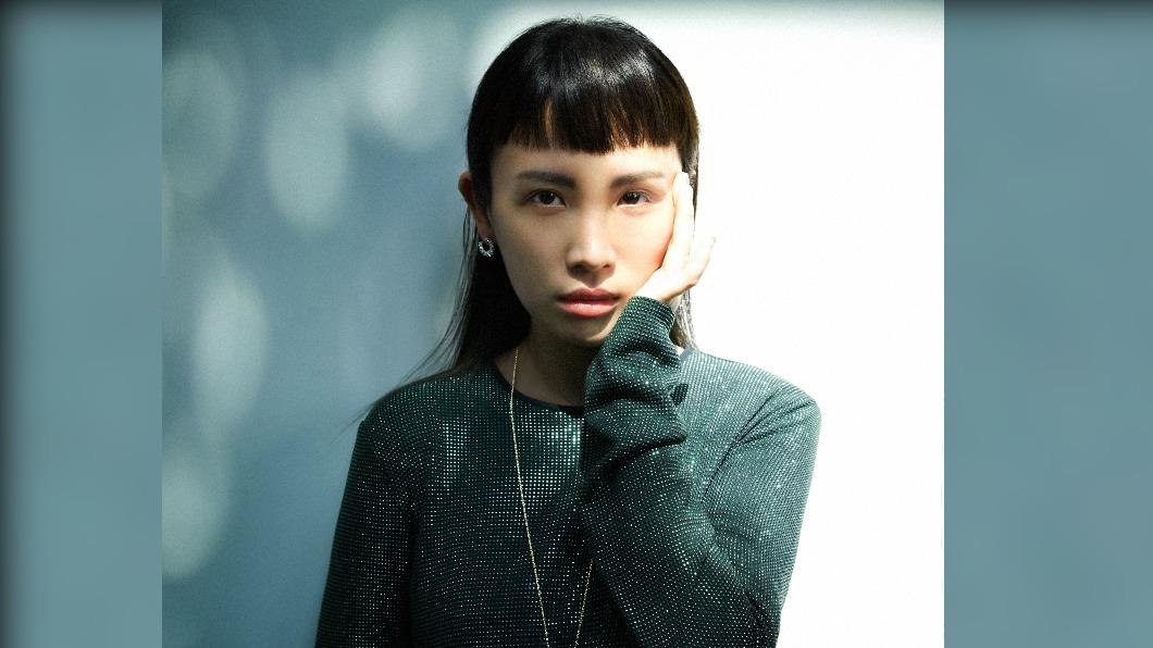 金曲歌后魏如萱時尚大片！看齊比莉姐「能唱多久就繼續唱」