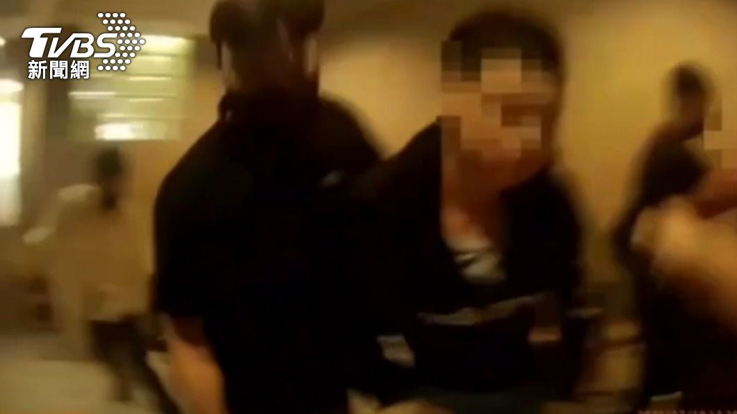 警方許男以放款名義將洪嫌、許嫌約出。（圖／TVBS）