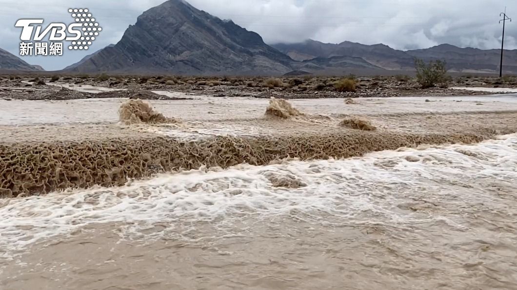 美死亡谷「千年一遇」洪災超狂!3小時降年雨量75%