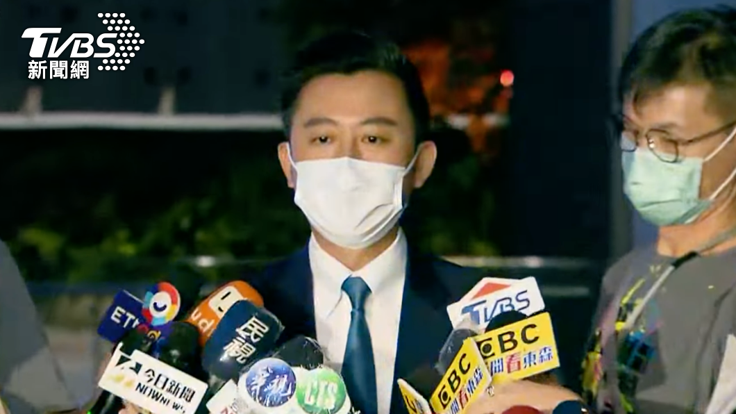 林智堅晚間針對外界疑慮做出回應。(圖/TVBS)