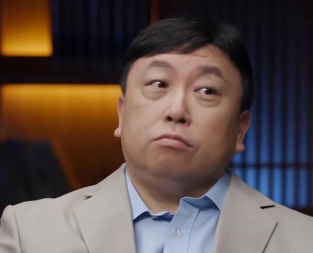王晶左批台灣藝人，右轟李立群。（圖／翻攝自微博）