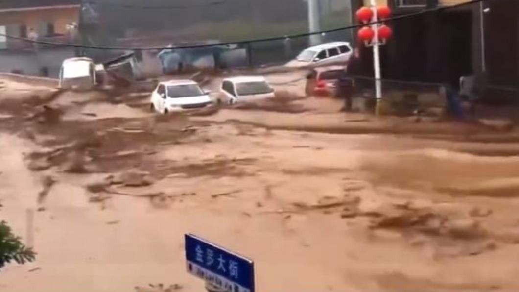 圖/翻攝自微博 极目新闻