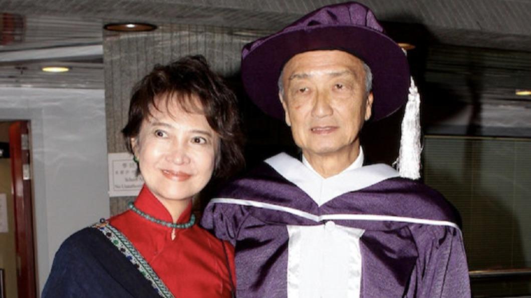 張正甫與蕭芳芳42年婚姻中一直恩愛。（圖／翻攝自微博）
