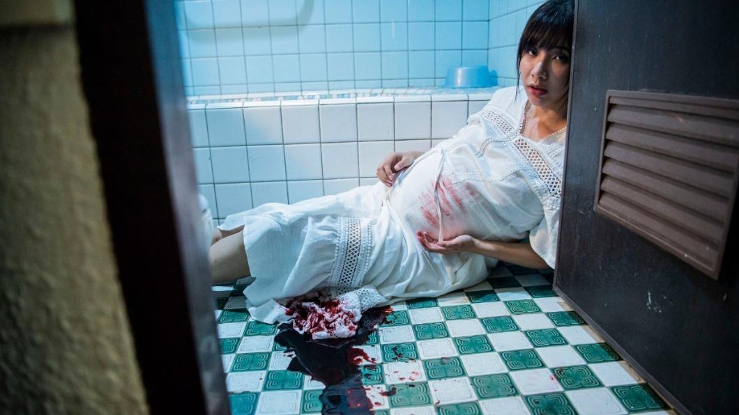吳夢夢鬼月拍片「被碟仙附身血流滿地」 將推台版《性愛巴士》