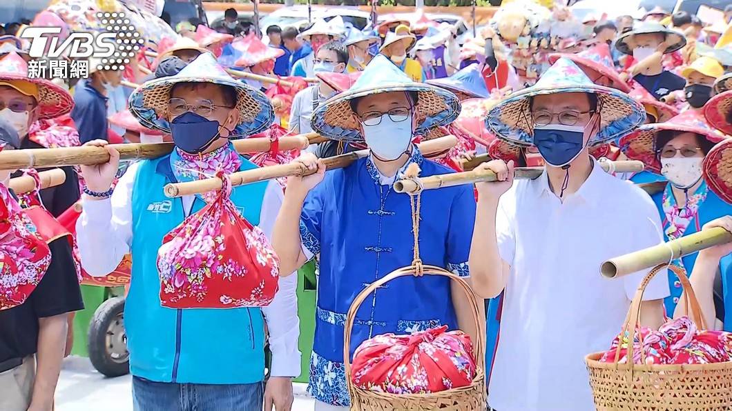 看國民黨主席朱立倫在思考桃園這一局時，其實也懷著「老縣長」的期待，端出候選人本質和城市的需要，坐實國民黨必須搶回桃園的決心。（圖／TVBS ）