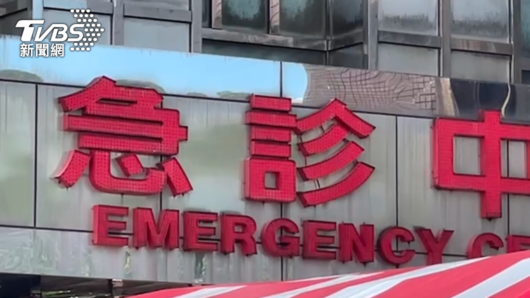 阿嬤因肺炎昏迷送往急診,目前住進ICU觀察。(圖/TVBS)