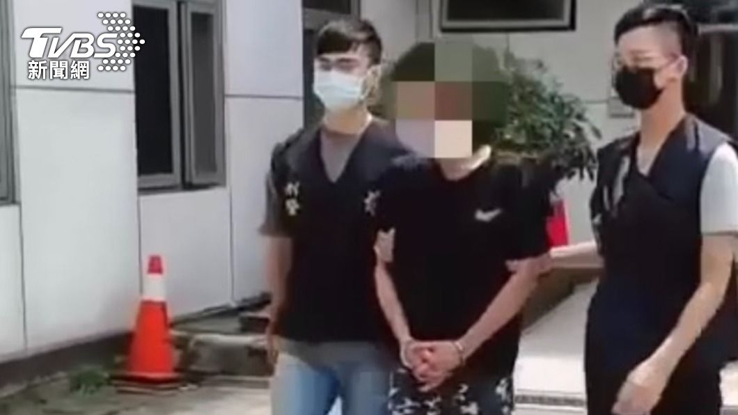 警方將他移送地檢署。(圖/TVBS)