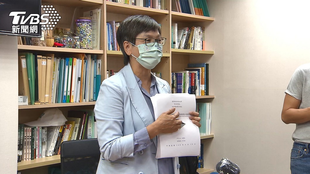 蔡壁如被指控論文涉嫌抄襲。(圖/TVBS)