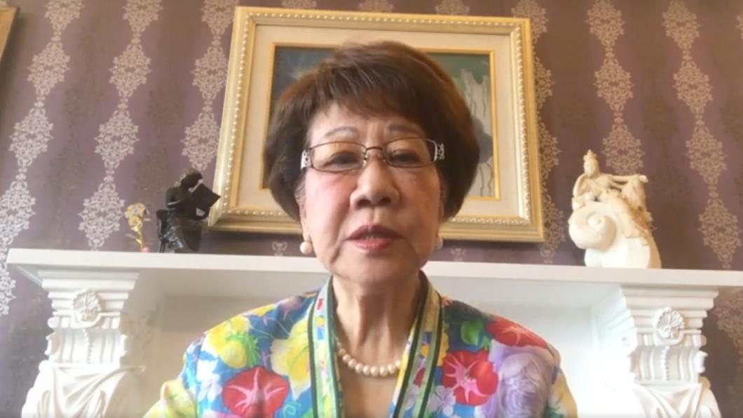 呂秀蓮昨直播開罵陳明通。(圖/翻攝自呂秀蓮臉書)
