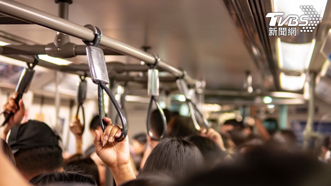 維也納的社會住宅多鄰近大眾運輸系統,公共設施齊全。(示意圖/shutterstock達志影像)