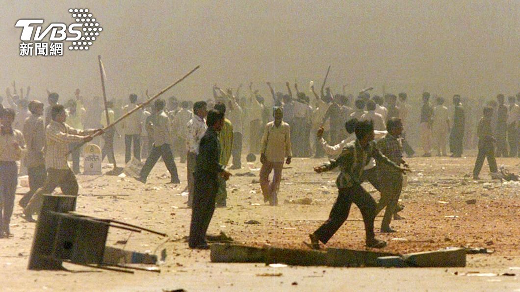 印度在2002年曾爆發嚴重宗教衝突。(圖/達志影像路透社)