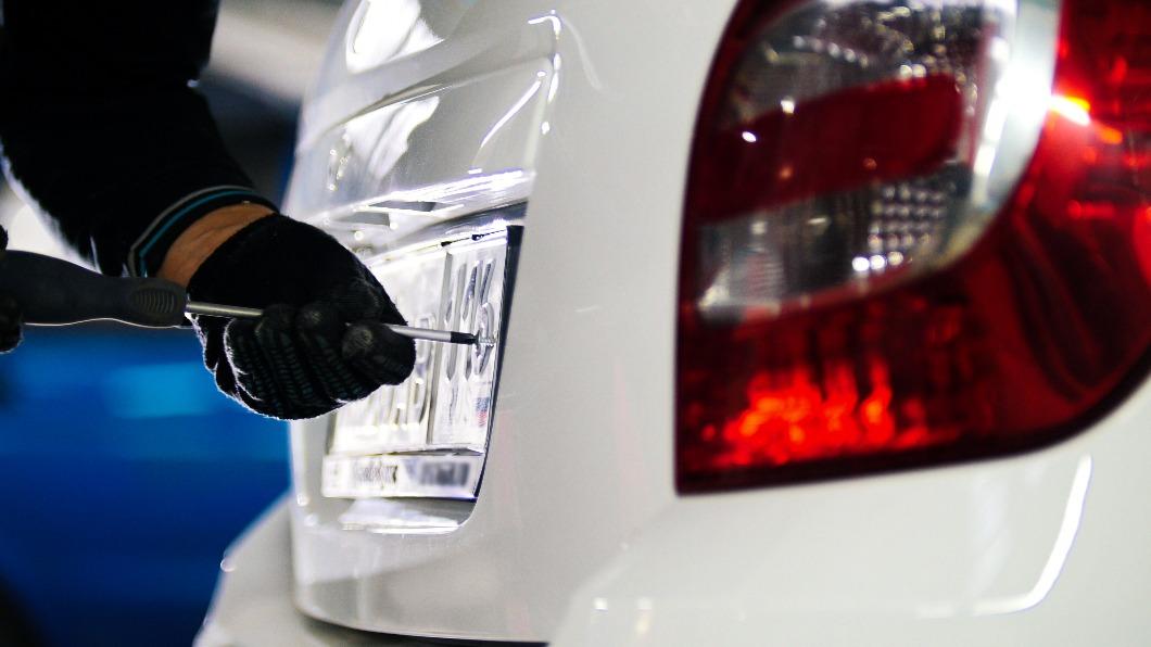 不少人會為了自己的愛車買車牌號碼。（示意圖／shutterstock達志影像）