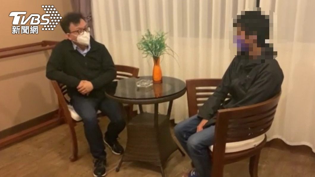 男子昨晚被救出，凌晨暫住當地飯店。（圖／鄭正鈐提供）