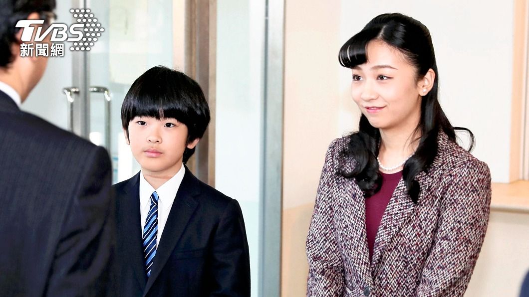 日媒稱佳子公主要等弟弟悠仁(左)成年後才考慮結婚。(圖/達志影像美聯社)