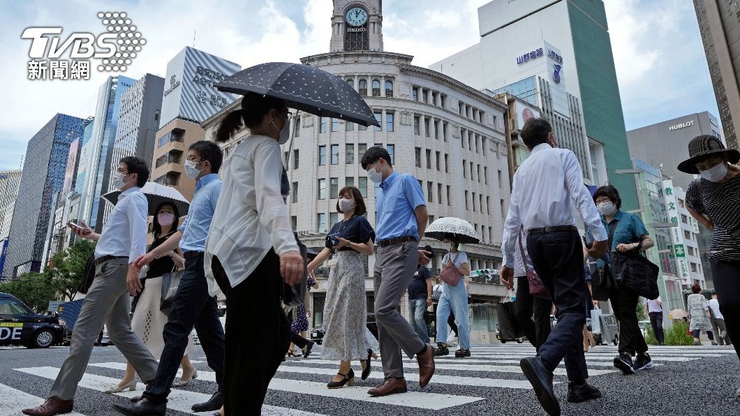 日本通報全數病例,醫療量能受壓迫。(圖/達志影像美聯社)