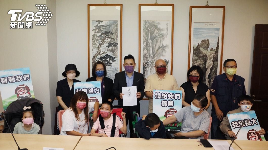 老翁悶死腦麻女兒遭判刑…民團陳情盼特赦 總統府回應了