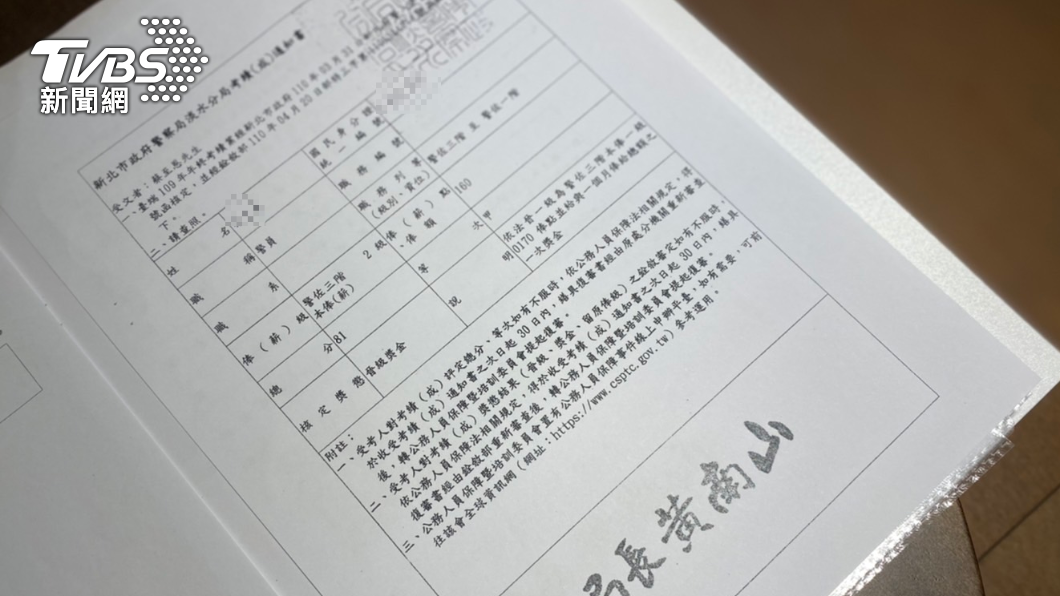 蔡姓員警媽媽表示，兒子任職期間工作表現良好。（圖／家屬提供）