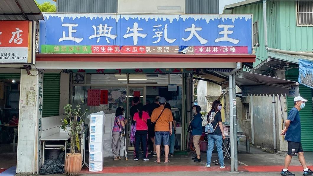 「正典牛乳大王」已營業40年之久。(圖/巧莉的世界流浪筆記提供)