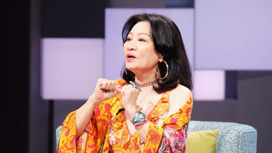 比莉與周湯豪母子感情融洽。(圖/公視提供)