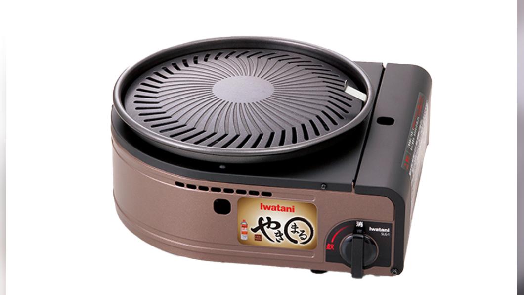 「iwatani無煙燒烤卡式爐」,原價2,490元,會員促銷價1,099元。(圖/燦坤提供)