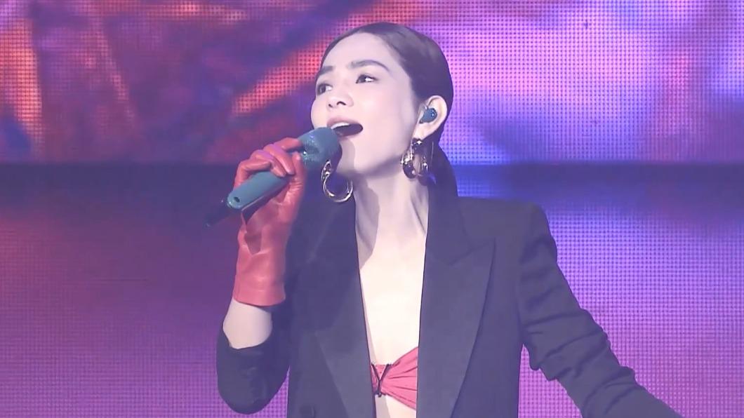 歌手Ella陳嘉樺,昨晚在高流中心舉辦個人巡演「艾拉秀」。(圖/寬魚國際、勁樺娛樂提供)