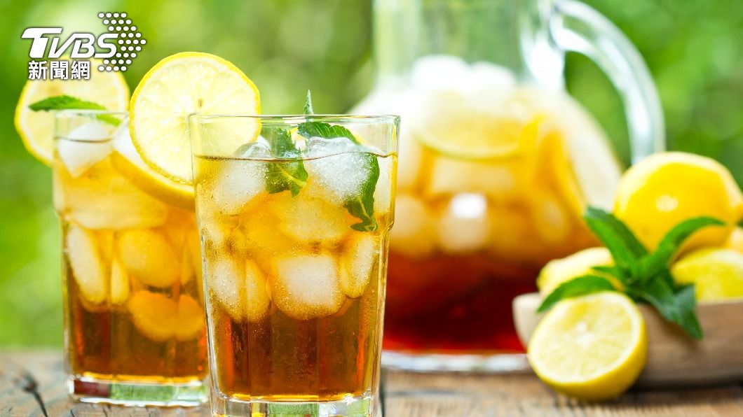 以茶代飲品,減少負擔。 (示意圖/shutterstock達志影像)