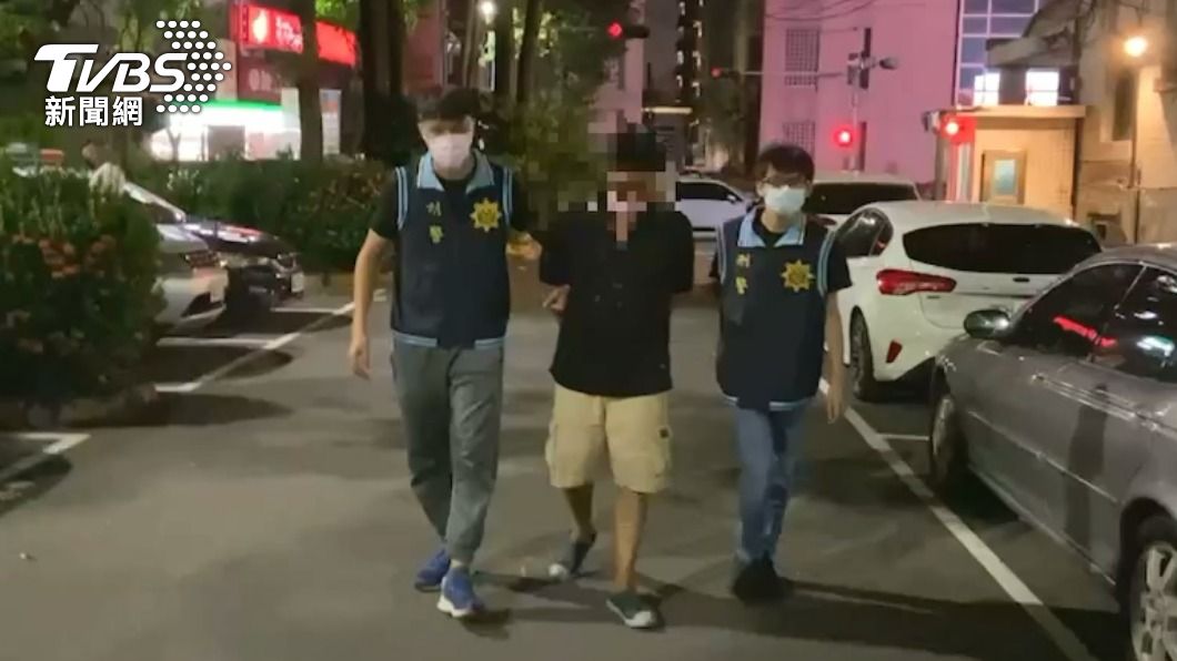犯嫌遭警方移送。（圖／TVBS）