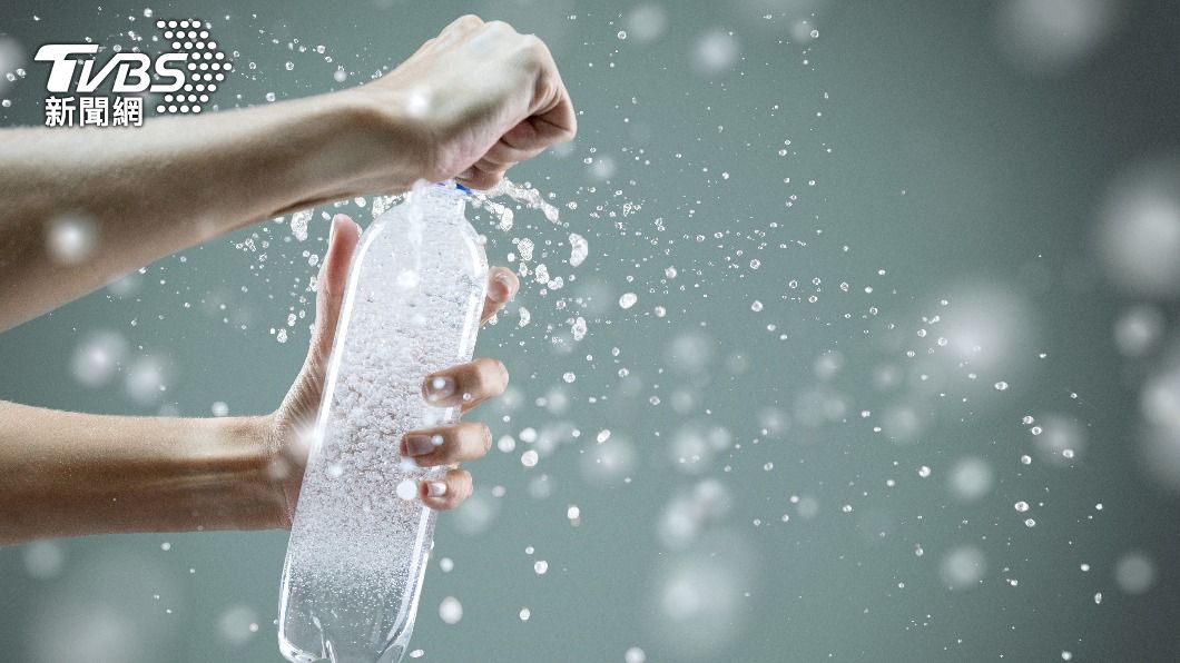 氣泡水能否幫助減肥，專家幫解答。（示意圖／shutterstock達志影像）