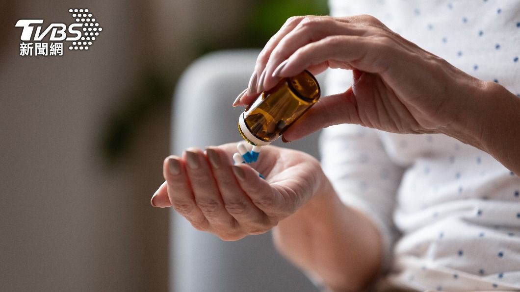 慢性病與癌症是銀髮族在日常生活中遇到的困擾之一。(示意圖/shutterstock達志影像)