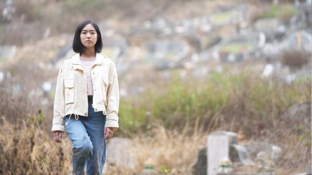 彤彤在《民雄鬼屋》飾演楊謹華的女兒。(圖/采昌、馬棋朵提供)