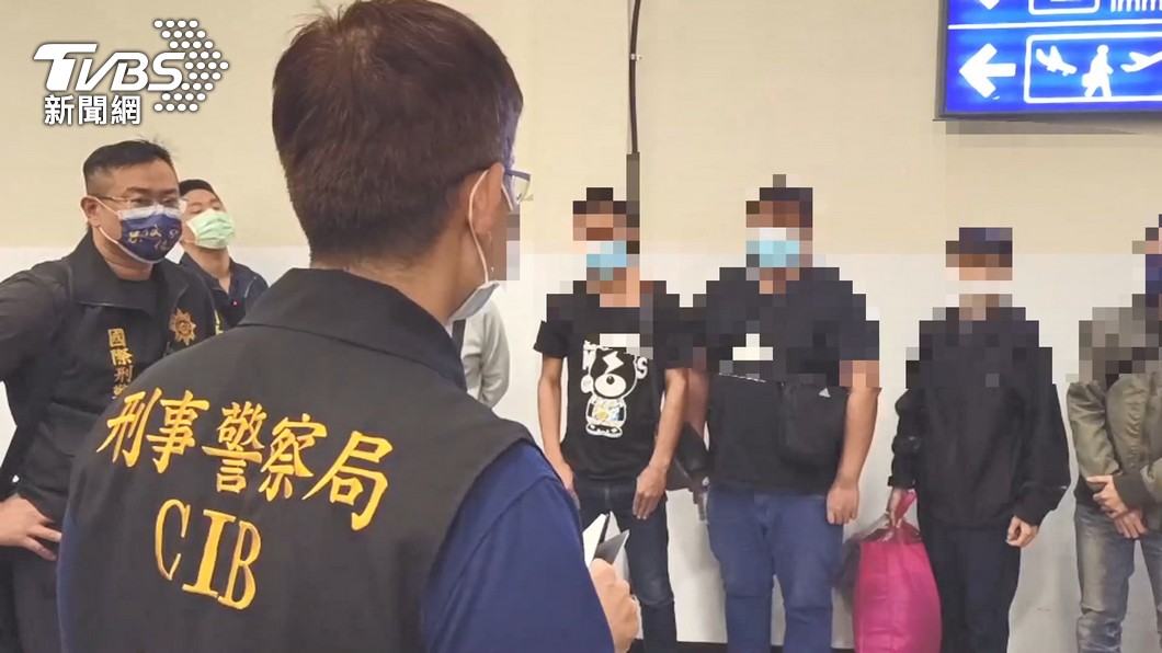刑事局大動作展開救援行動。(圖/TVBS)