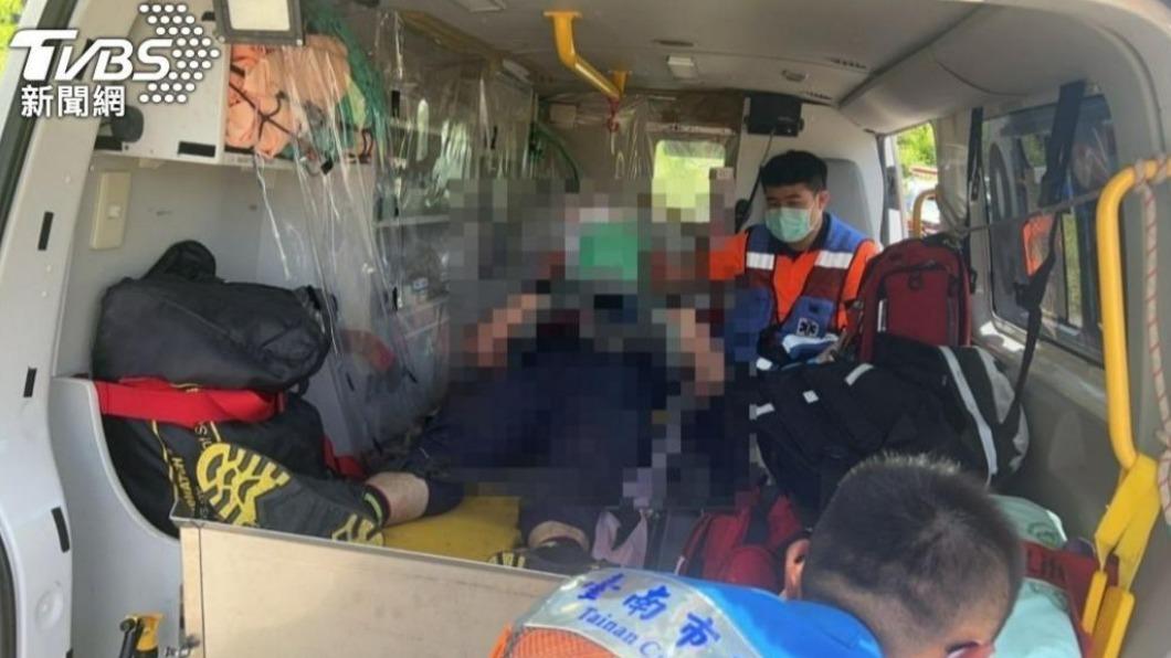 快訊／台南2警追竊盜通緝犯遭砍殺身亡　1警槍2彈夾也被搶走