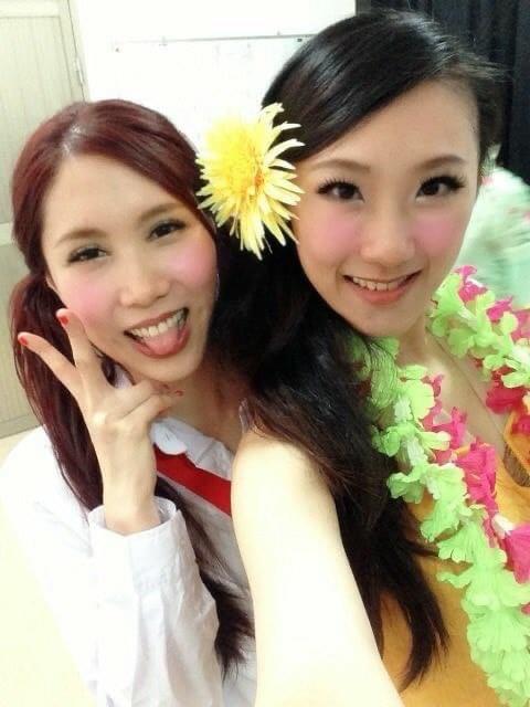 謝晶晶(右)和余苑綺有好交情。(圖/翻攝自謝晶晶臉書)