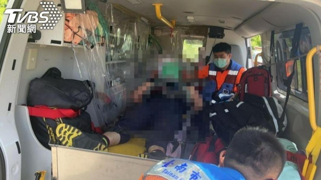 台南2警殉職！2人從北部調回家鄉卻遇刺身亡　同事震驚、不捨