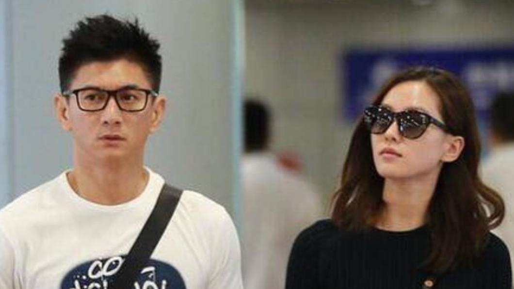 吳奇隆因為沒幫老婆拉門而傳出婚變。(圖/翻攝自longshi576644IG)