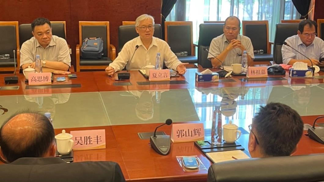 國民黨副主席夏立言一行人與台商座談。(圖/國民黨提供)