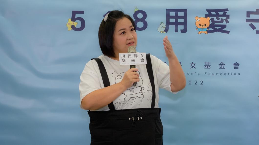 鍾欣凌不捨余苑綺離世 見化療痛苦嘆:非常勇敢的女孩
