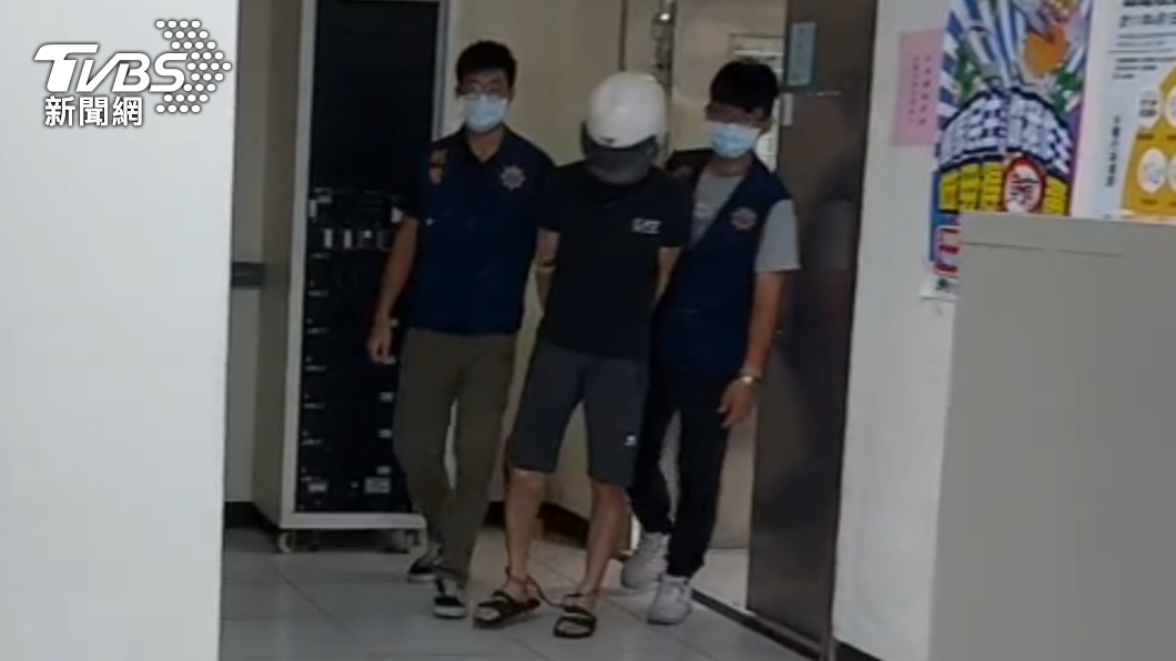 人蛇集團顏男被捕。(圖/TVBS)