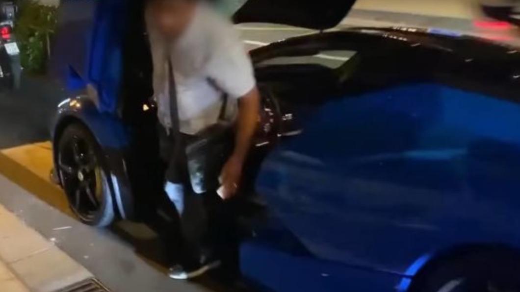 肇事車主自稱是泊車小弟。(圖/ 翻攝自G-E SUPERCARS YT)