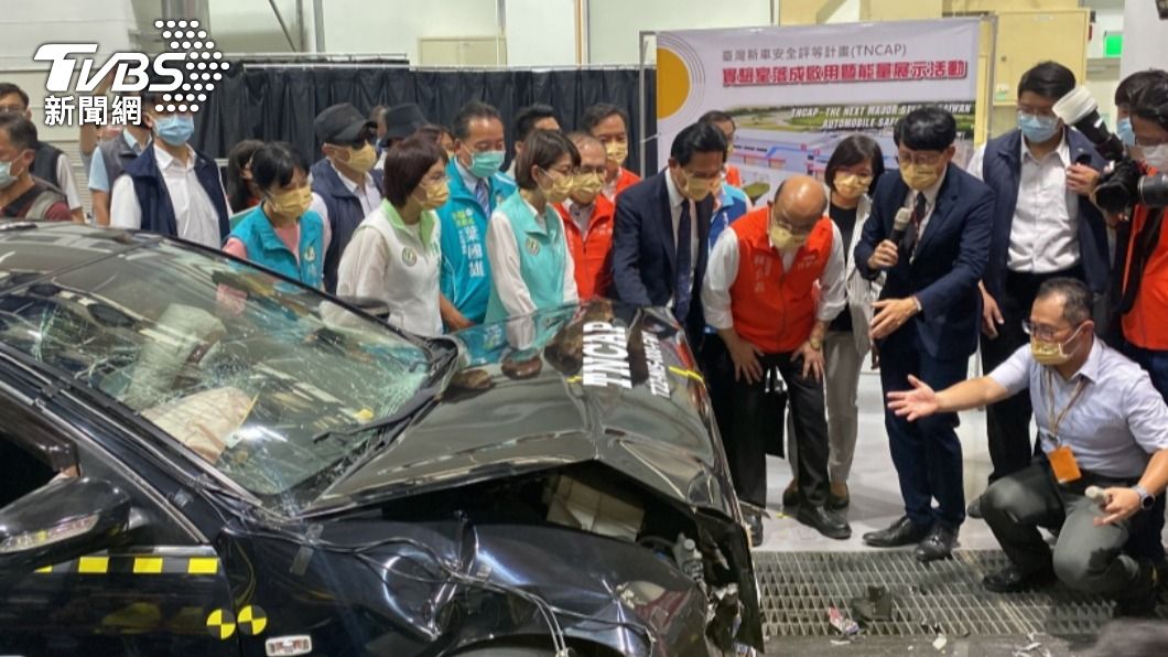 行人安全防護實驗室啟用 蘇貞昌盼降低車禍傷亡