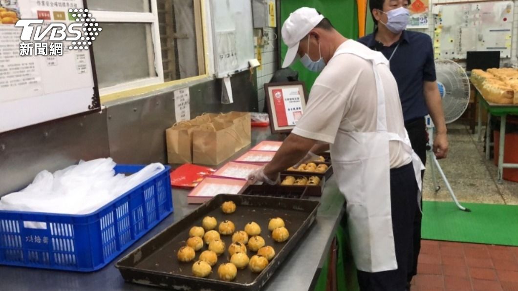 蛋黃酥不添加防腐劑 泰源技訓所中秋節訂單搶手