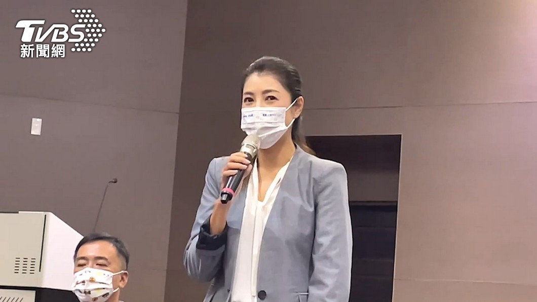 被爆八大行業股東爭議 民進黨批許淑華黑歷史不斷別再閃躲