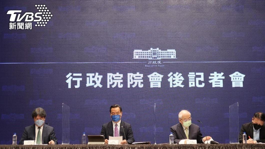 行政院25日通過112年度中央政府總預算案,其中數位發展部編列預算高達211億元,並將於今(27)日揭牌典禮。(圖/TVBS)