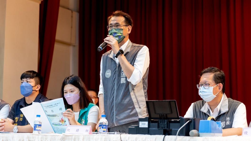 鄭寶清參戰選情受衝擊？　鄭運鵬這樣談「前輩」