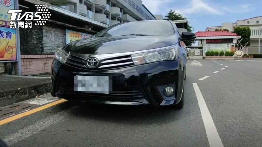 對方顏色、型號都一樣。(圖/TVBS)