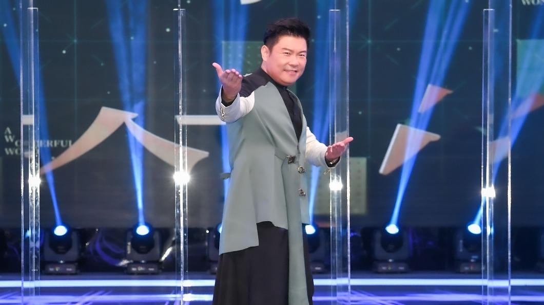空姐辣妻約教練打球再被拍! 曾國城大器:幫我監督她