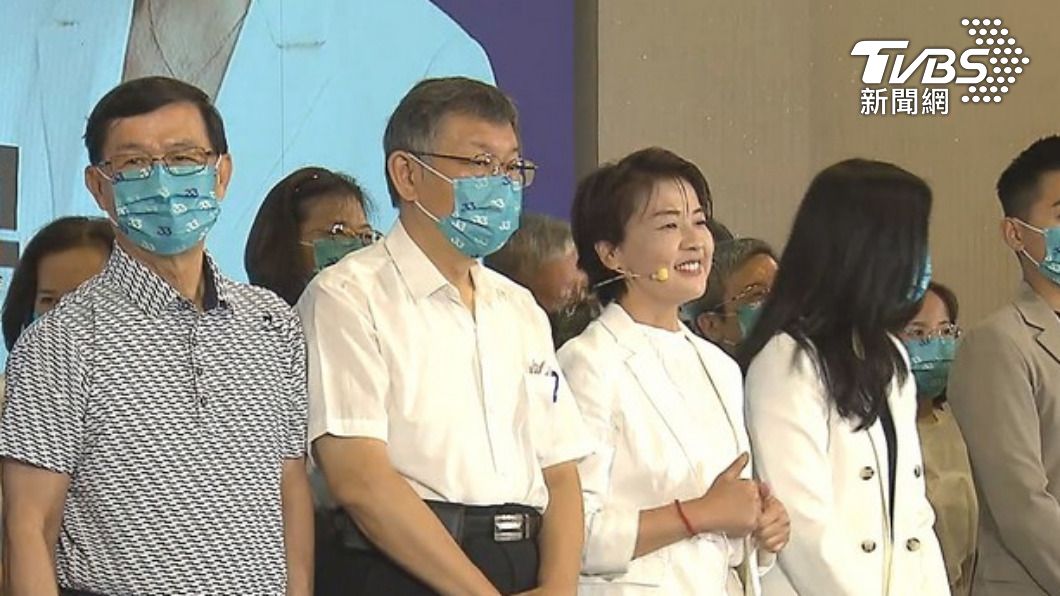 黃珊珊宣布參選高喊擺脫藍綠。(圖/TVBS)